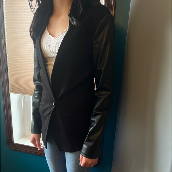 ‼️2 FOR $20‼️ Silvian Heach Women’s Blazer - Picture 2 of 4